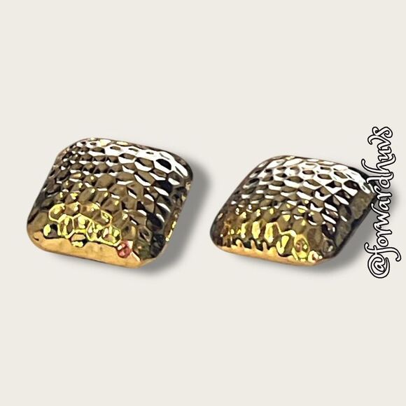 Bundle Sale 3 for $15 | Gold-Tone Textured Square Clip-On Earrings - Picture 3 of 8